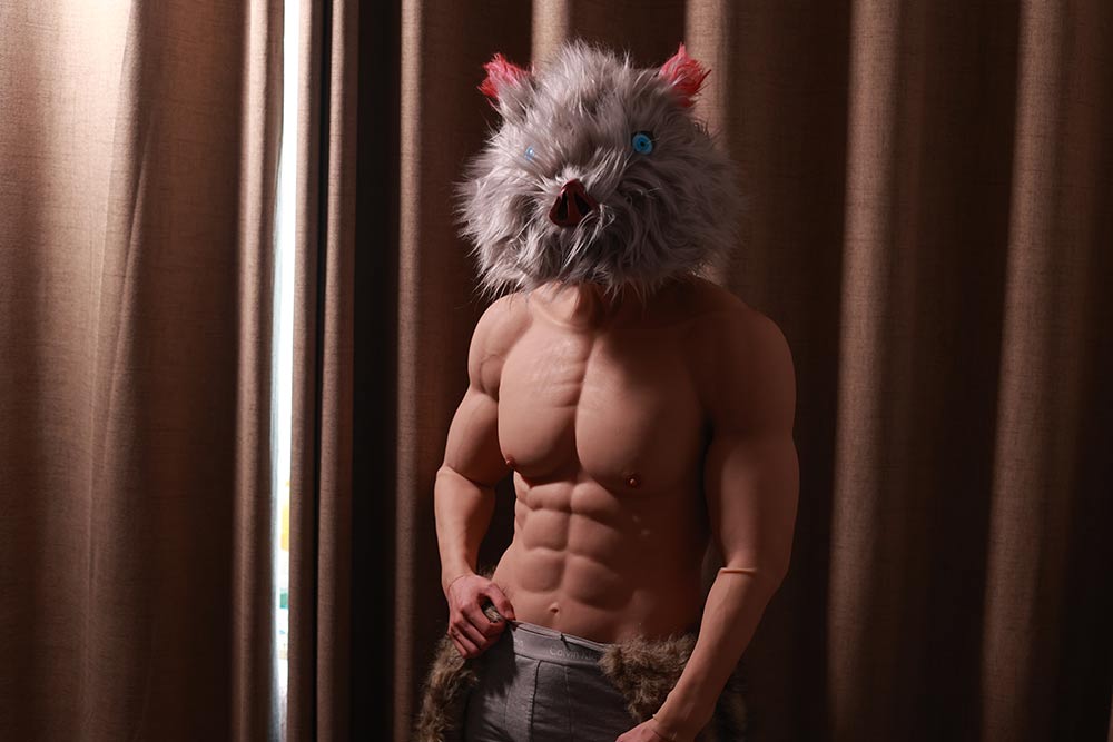 What is the difference between Latex masks and silicone masks