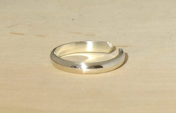 fitted toe rings