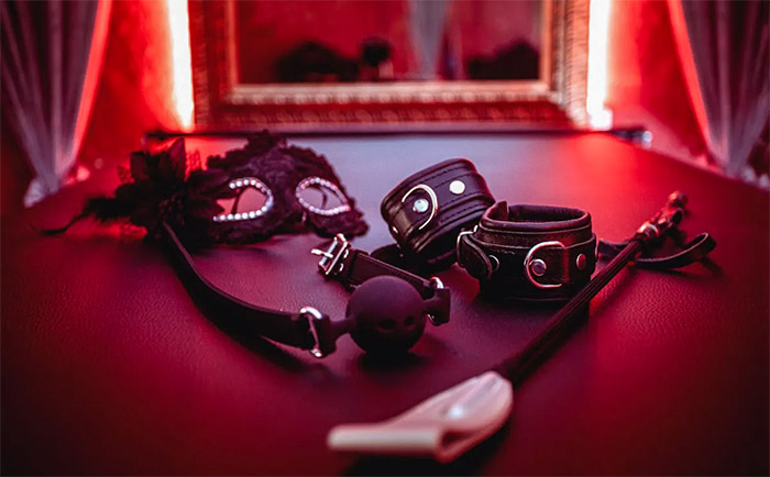 Pleasure doms may specialize in dominance and submission dynamics. 