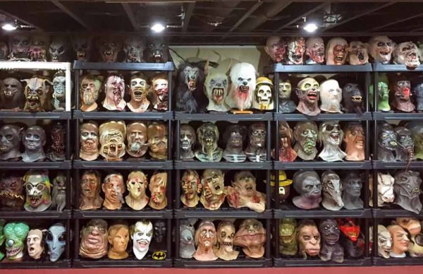 Monster masks_ The sexual allure of creature fetish