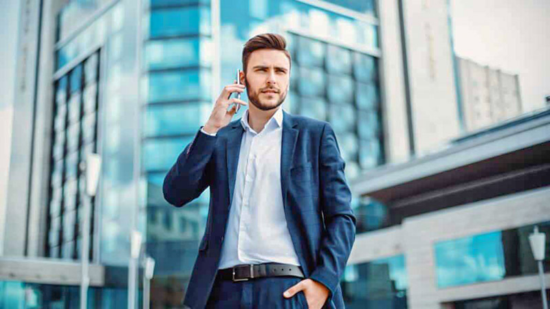 The Top 5 Male Sigma Traits That Attract Gay Men