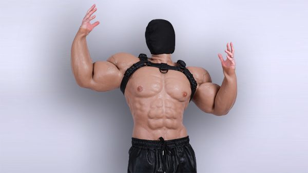 The Top 5 Male Sigma Traits That Attract Gay Men