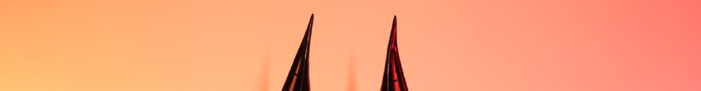 silicone-anubis-drone-hood-aurum_01