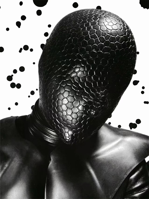 black-serpentine-texture-silicone-hood2_0